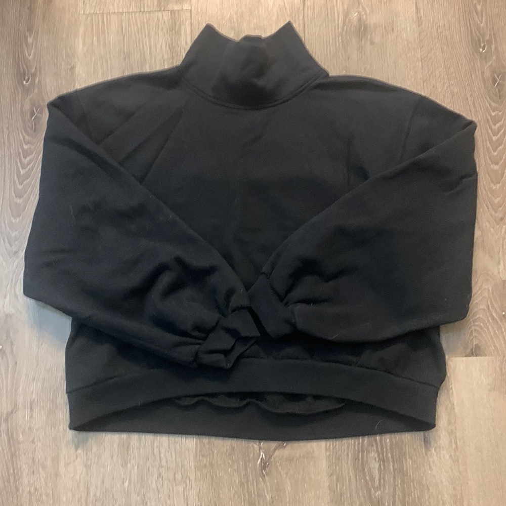 Women’s Abercrombie SoftAF Cropped Mock Neck Sweatshirt